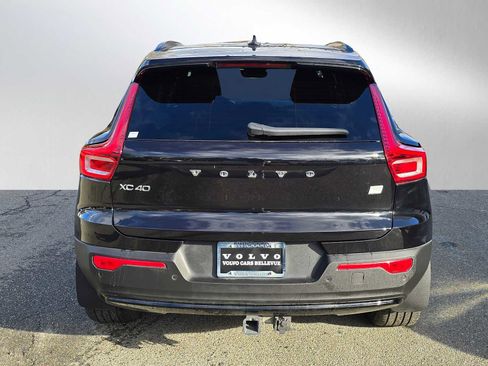 Used 2023 Volvo XC40 Recharge Ultimate w/ Protection Package Premier image 4
