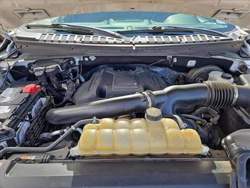 Used 2019 Ford Expedition Max Limited image 25