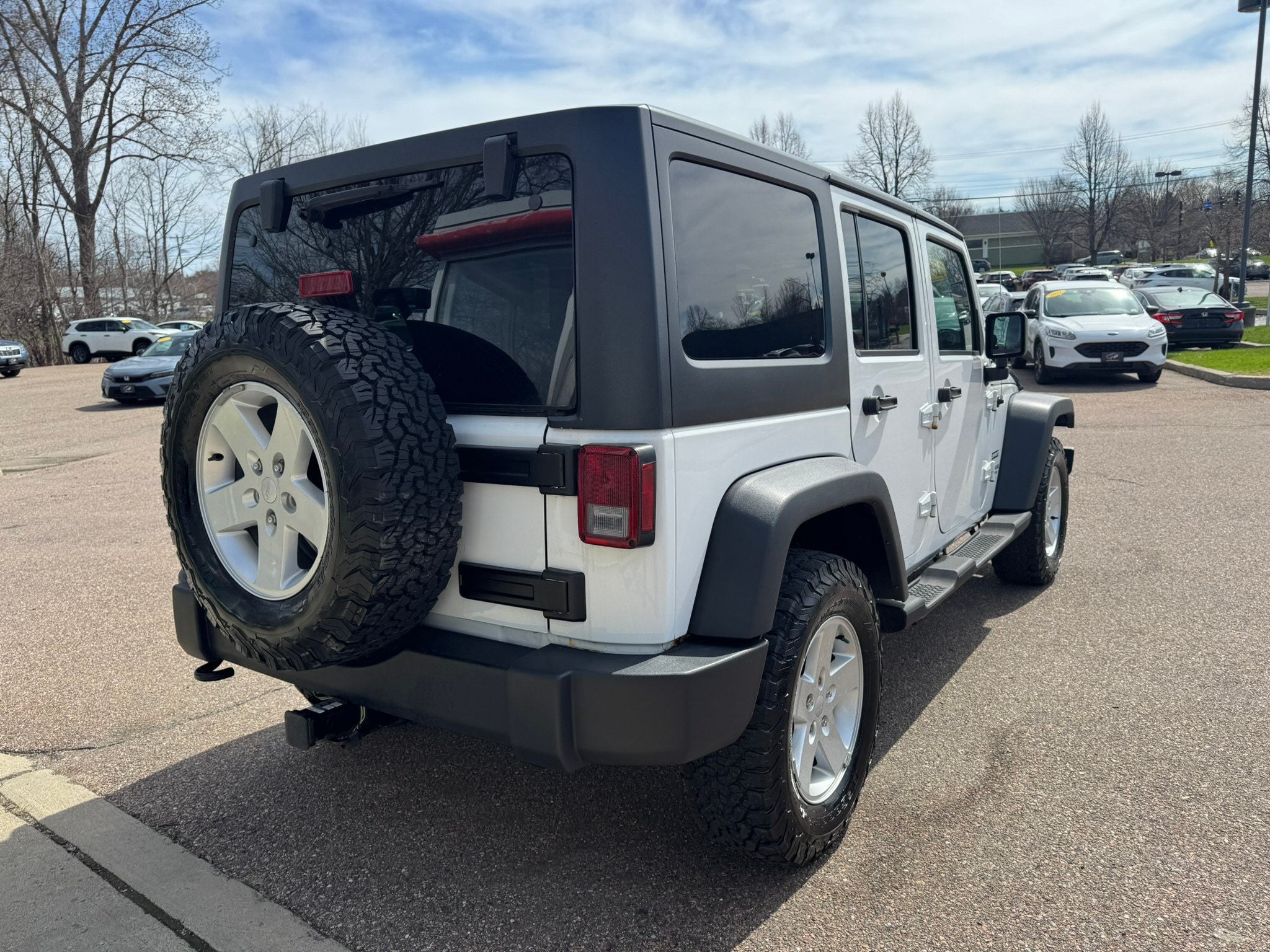Used 2017 Jeep Wrangler Unlimited Sport w/ Quick Order Package 23S AWD/4WD image 7