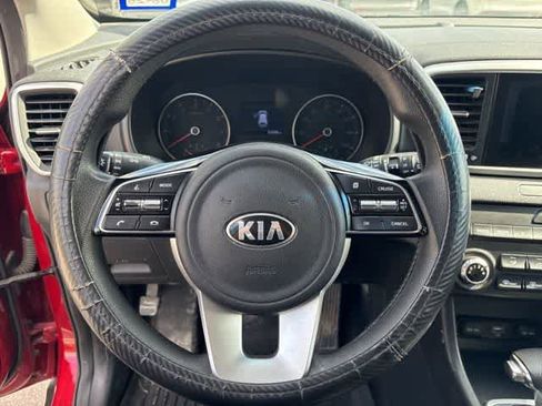 Used 2020 Kia Sportage LX image 15