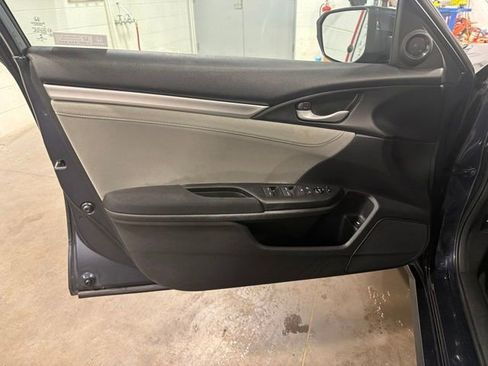 Used 2021 Honda Civic EX image 7