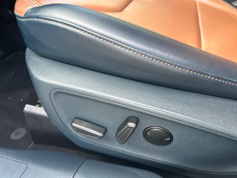 Used 2022 Ford Maverick Lariat w/ Equipment Group 500A Standard image 23