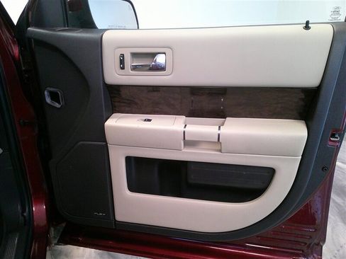 Used 2016 Ford Flex Limited w/ Equipment Group 303A image 41