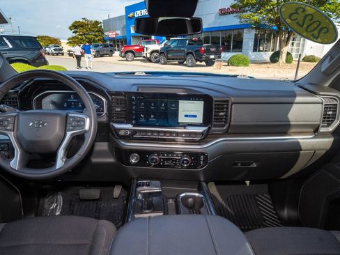 Used 2023 Chevrolet Silverado 1500 RST w/ LPO, Dark Essentials Package AWD/4WD image 19