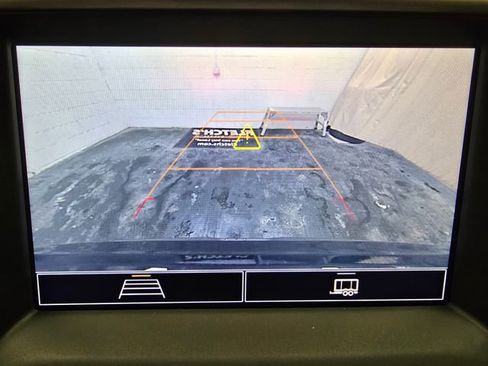 Used 2021 GMC Acadia SLE w/ Driver Convenience Package image 19