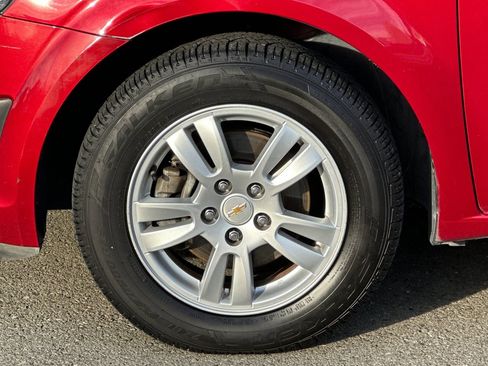 Used 2012 Chevrolet Sonic LS image 26