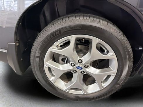 Used 2018 Subaru Forester 2.5i Touring image 39