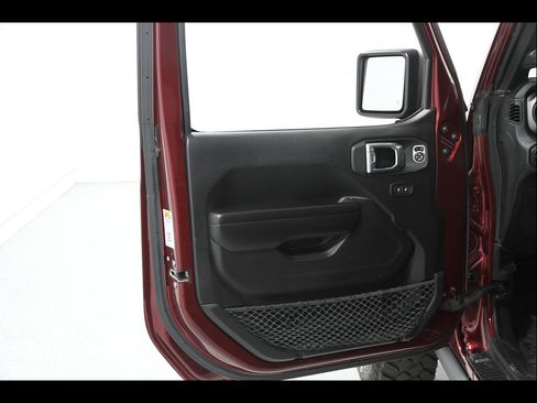 Used 2021 Jeep Wrangler Unlimited Sport AWD/4WD image 4