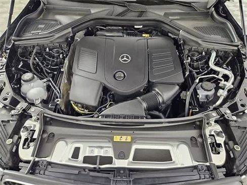 Certified 2025 Mercedes-Benz GLC 300 4MATIC image 14