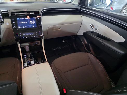 Used 2024 Hyundai Tucson SEL FWD image 17