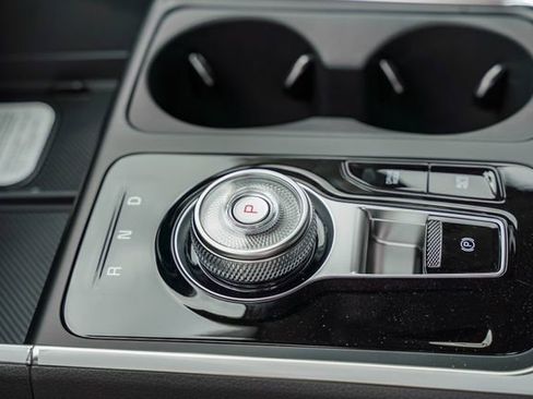 New 2026 Kia Carnival EX FWD image 22