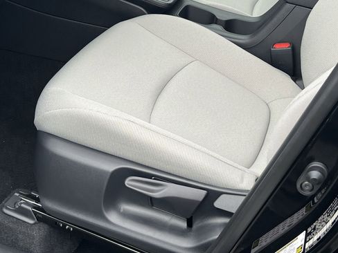 New 2026 Toyota Corolla Cross L image 8