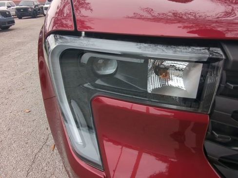 New 2026 Ford Maverick Lariat w/ 4K Tow Package AWD/4WD image 11