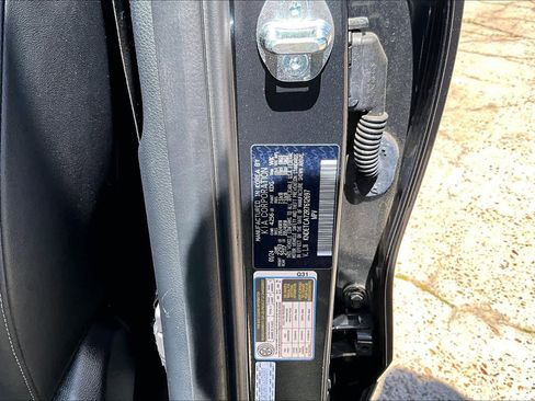 Used 2024 Kia Seltos SX w/ SX Sunroof Package image 36