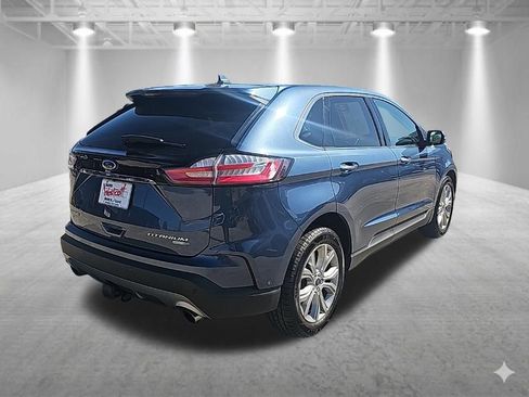 Used 2019 Ford Edge Titanium w/ Equipment Group 301A AWD/4WD image 8