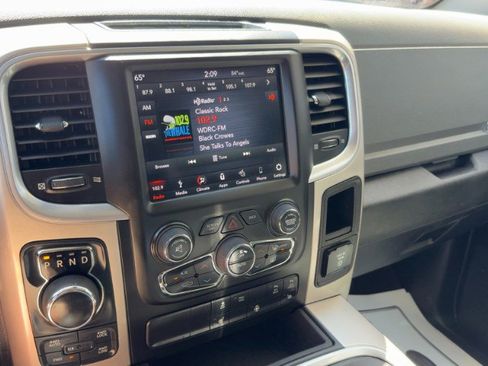 Used 2019 RAM 1500 Big Horn AWD/4WD image 16