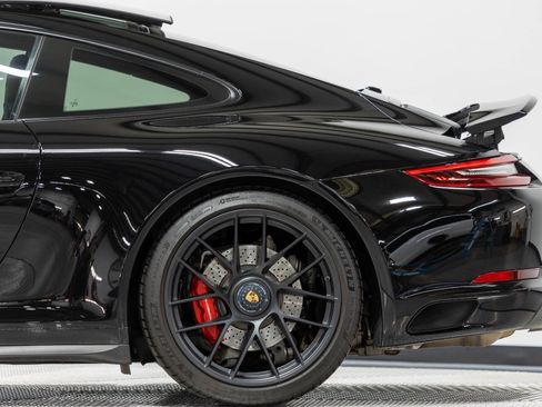 Used 2019 Porsche 911 Carrera GTS RWD image 10