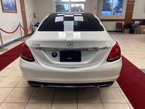 Used 2018 Mercedes-Benz C 300 Sedan w/ Multimedia Package image 4