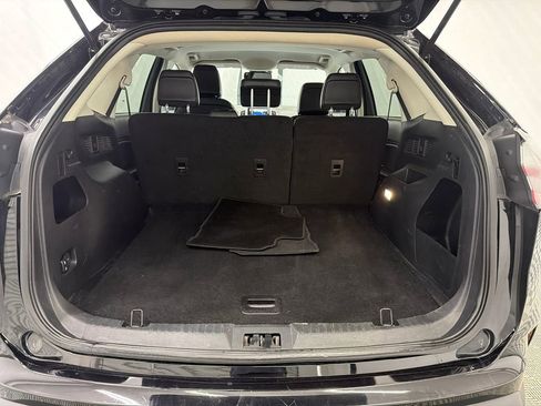 Used 2024 Ford Edge SEL image 19