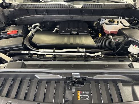 Certified 2025 Chevrolet Silverado 1500 Custom AWD/4WD image 26