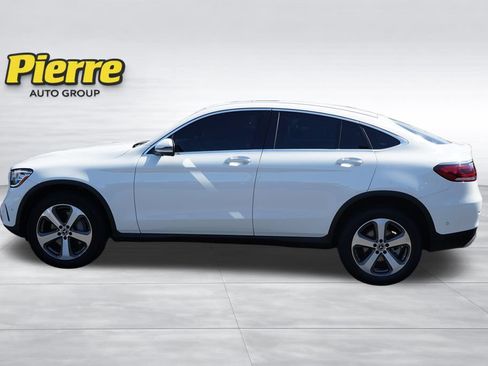 Used 2020 Mercedes-Benz GLC 300 4MATIC Coupe image 4