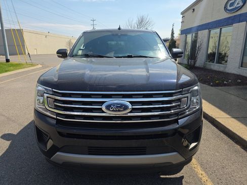 Used 2021 Ford Expedition XLT image 9