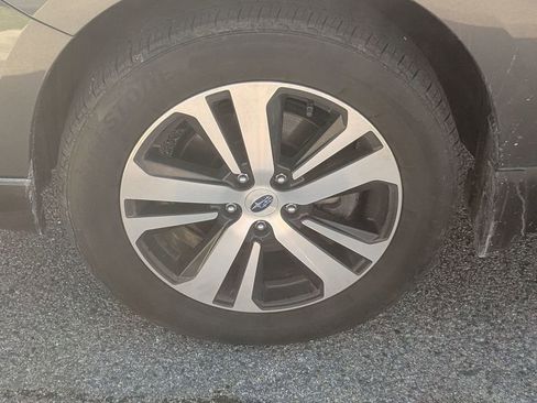 Used 2018 Subaru Outback 3.6R Limited image 9