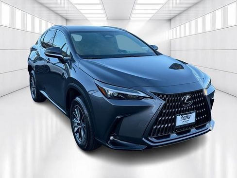 Certified 2023 Lexus NX 250 AWD image 3