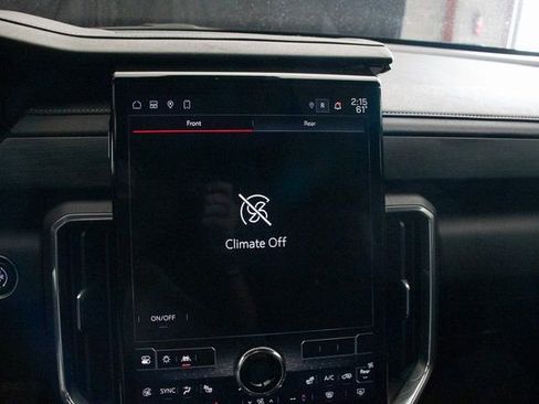 Used 2024 GMC Acadia Elevation image 35