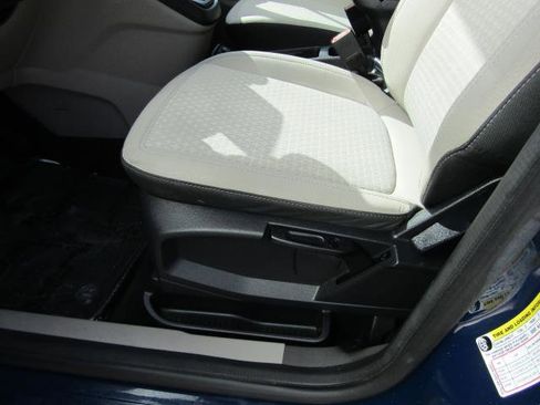 Certified 2020 Ford Transit Connect XLT FWD image 19