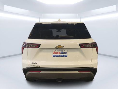 Used 2025 Chevrolet Equinox LT FWD image 4