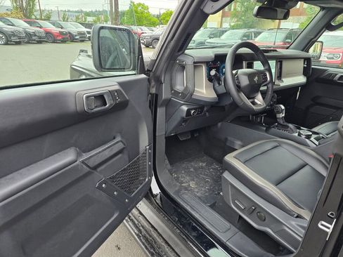 New 2026 Ford Bronco Outer Banks AWD/4WD image 17