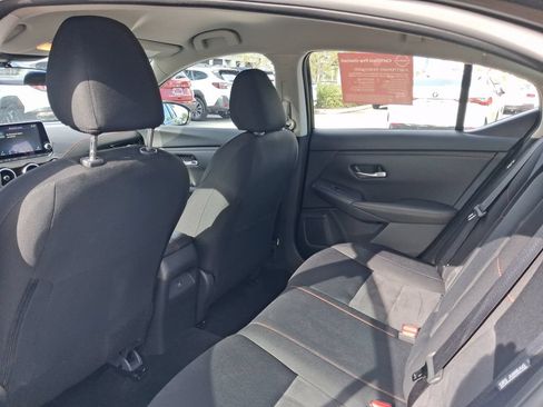 Used 2025 Nissan Sentra SR w/ Midnight Edition FWD image 14