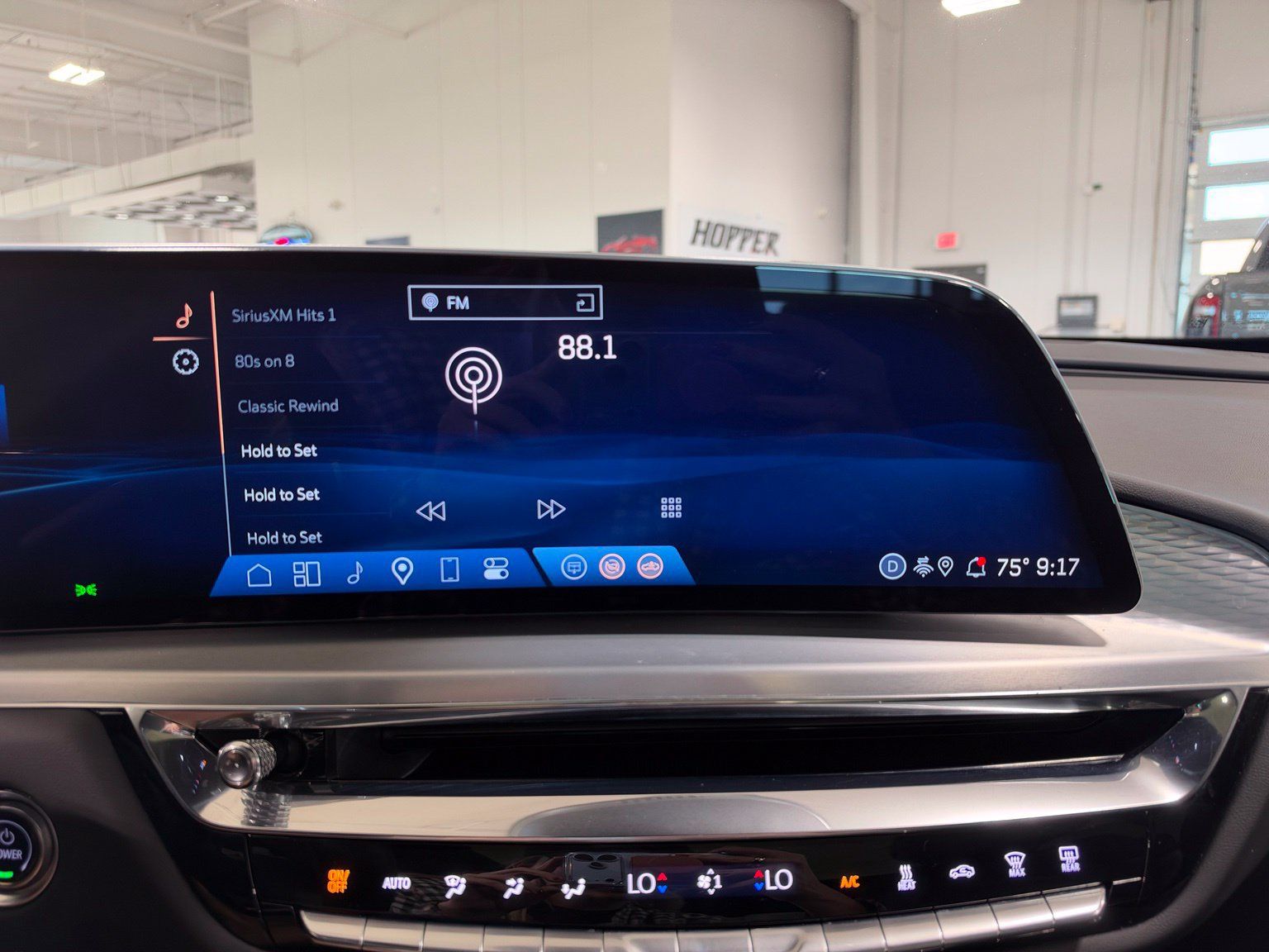 Used 2024 Cadillac Lyriq Luxury w/ LPO, Floor Liner Package AWD/4WD image 27