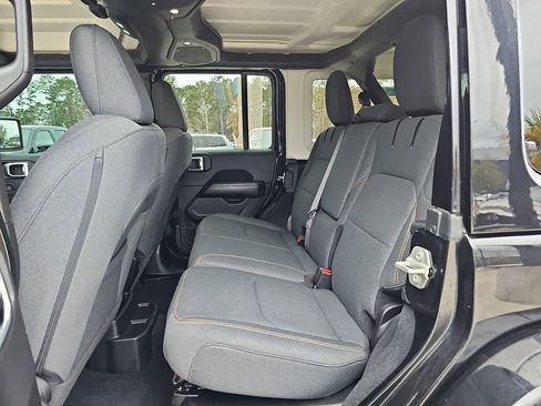 Used 2024 Jeep Wrangler Unlimited Sahara w/ Technology Group image 20