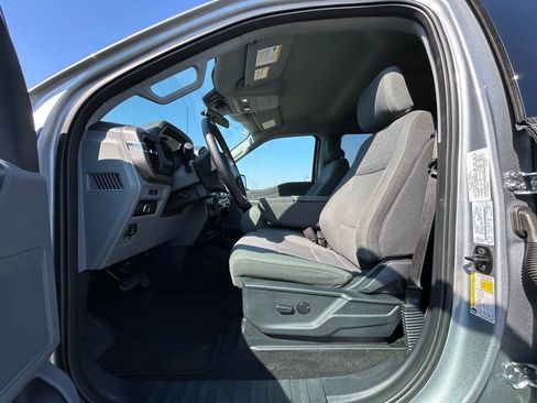 Used 2025 Ford F150 XLT w/ Equipment Group 301A Standard image 2