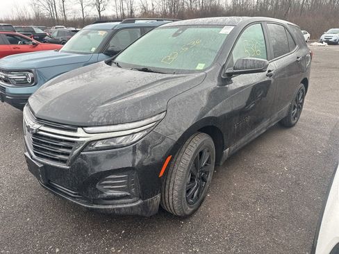 Used 2024 Chevrolet Equinox LS w/ LS Convenience Package image 5