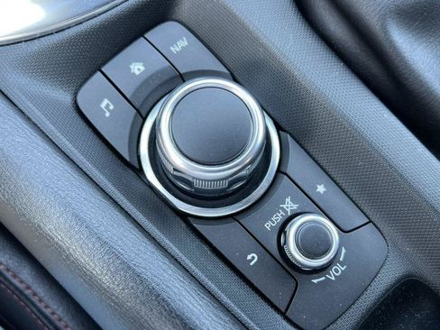 Used 2019 FIAT 124 Spider Abarth w/ Convenience Group RWD image 33