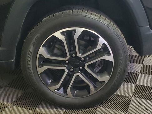 Used 2022 Jeep Compass Limited image 5