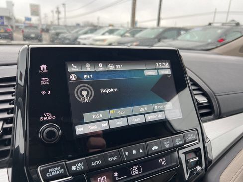 Used 2023 Honda Odyssey EX-L image 9