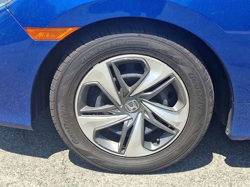 Used 2019 Honda Civic LX image 8