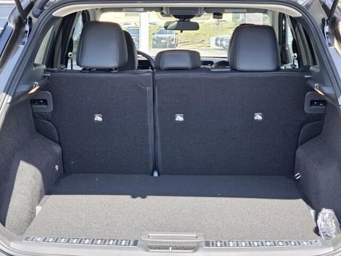 New 2025 Nissan Kicks SR w/ Illumination Package image 7