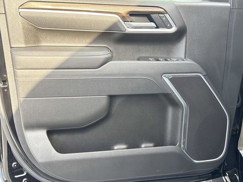 New 2026 Chevrolet Silverado 1500 LT image 8