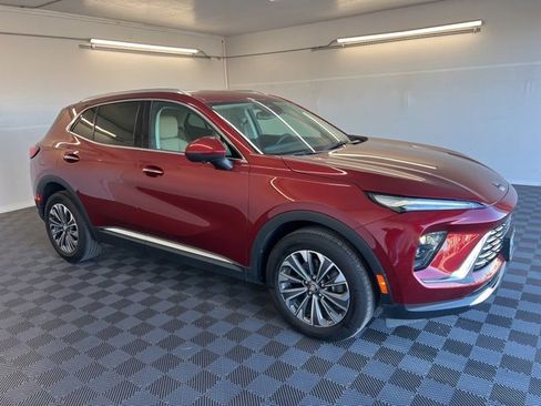 Used 2024 Buick Envision Preferred image 35