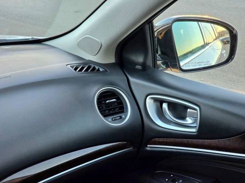 Used 2014 INFINITI QX60 AWD w/ Deluxe Touring Package image 21