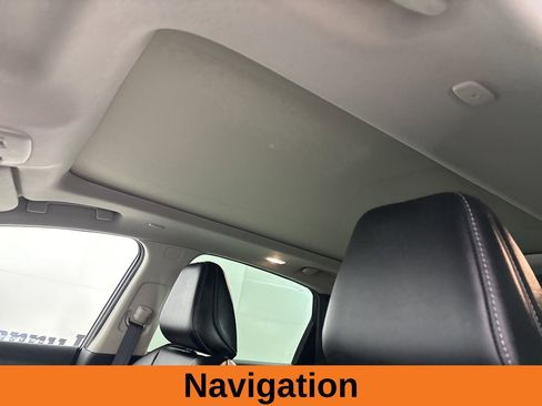 Used 2025 Nissan Murano SL image 9