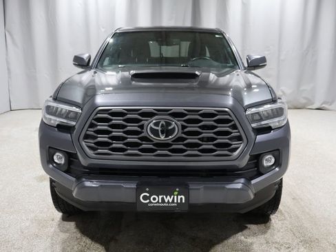 Used 2021 Toyota Tacoma TRD Sport w/ Technology Package image 7