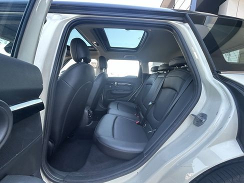 Used 2019 MINI Cooper Clubman ALL4 w/ Premium Package image 8