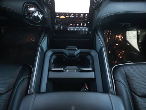 Used 2022 RAM 1500 Limited AWD/4WD image 31