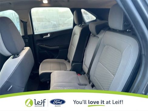Used 2020 Ford Escape SE image 29